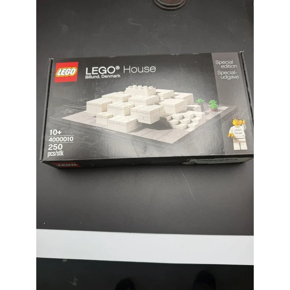 Lego House (4000010) Billund Denmark Promotional 2014 Special Edition Sealed Bag